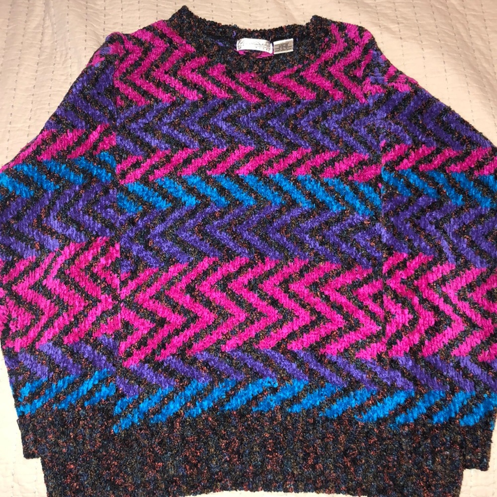 Bright, vintage sweater!